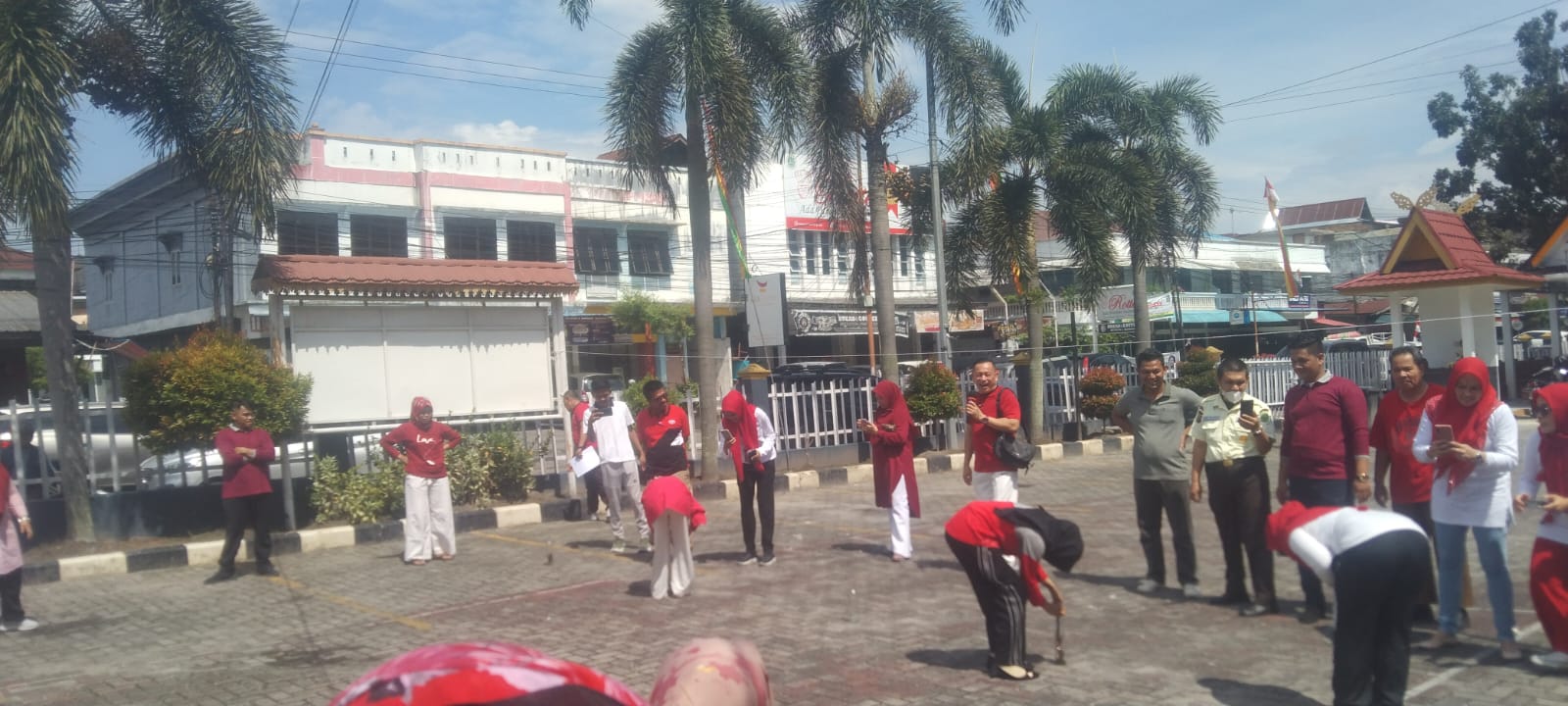 Disnaker Riau Melaksanakan Berbagai Perlombaan, Meriahkan HUT RI Ke 78