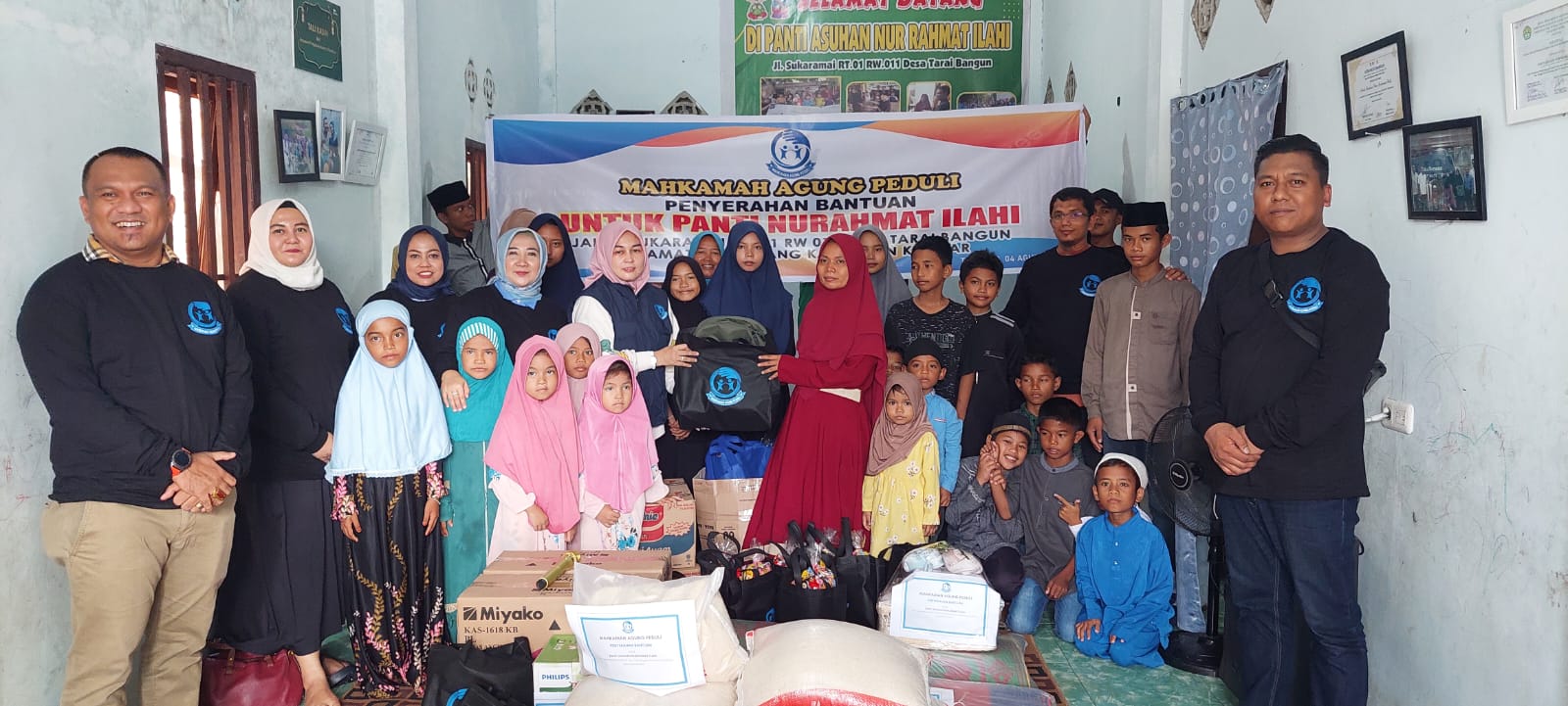 Bhakti Sosial di Panti Asuhan Nur Rahmat Ilahi Tarai Bangun Kampar, Digelar Mahkamah Agung RI