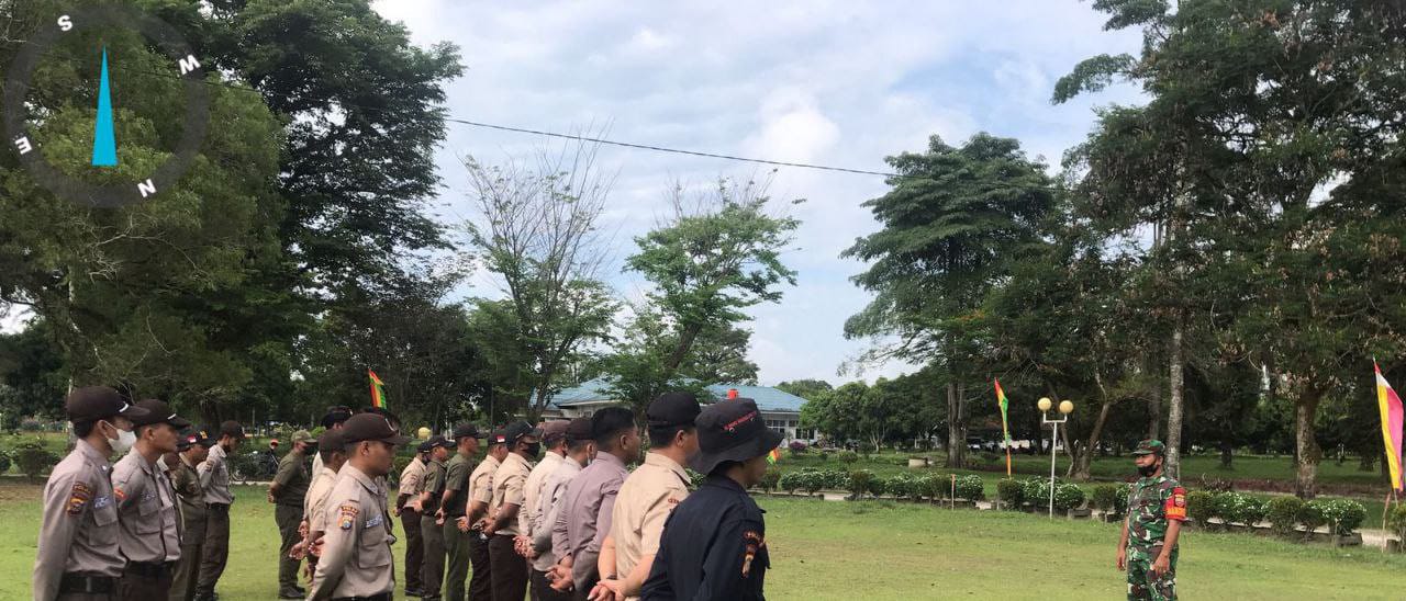 Babinsa Koramil 10/Kunto Darussalam Berikan Materi Wasbang dan PPB