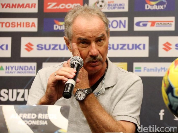 Alfred Riedl Meninggal Dunia karena Penyakit Kanker