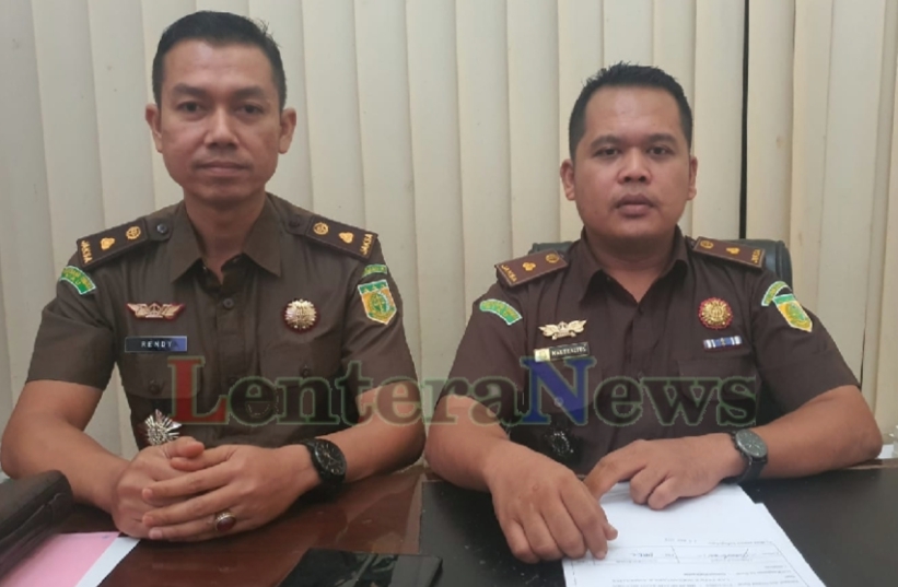 Mantan Sekda Yusri Diperiksa Kejari Kampar, Terkait Dugaan Penerimaan Guru Bantu