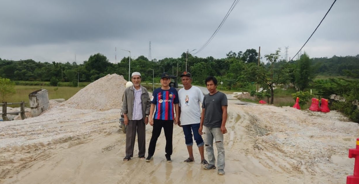 Jembatan Sungai Sonsang Sudah Bisa Dilewati, Hambali: Ini Bentuk Keseriusan Membangun Kampar
