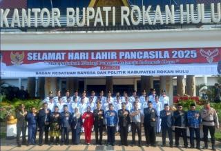 Lapas Pasir Pengaraian Hadiri Upacara Peringatan Hari Lahir Pancasila di Kantor Bupati Rokan Hulu