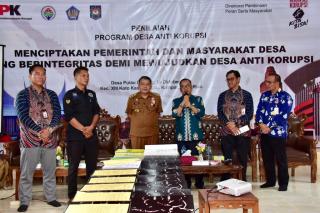 KPK RI Umumkan Desa Pulau Gadang Raih Nilai Kategori Istimewa, Pj Bupati Kampar Ucapkan Selamat