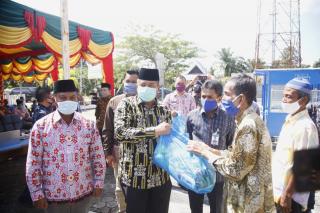 Bank Indonesia Salurkan Bantuan Masyarakat Terdampak Covid Di Kec. Sungai Mandau