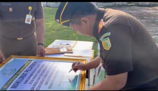 Penandatangan Komitmen Zona Integritas Menuju WBK dan WBBM Dilaksanakan Kejari Kampar