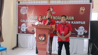 Pendaftaran Bacaleg di KPU, PDI P Pertama Mengantarkan Berkas dan Dinyatakan Lengkap