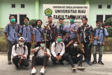 Aksi Sosial Komsat Sapma IPK Unri Membagikan Masker