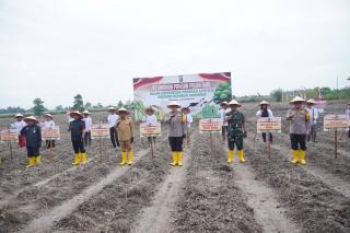 Dinas Pertanian Kampar Berikan Dukungan Pada Kick Off Ketahanan Pangan Polda Riau