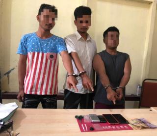 Tersangka Pengedar Sabu, Ditangkap Polisi Saat Berada di Rumah