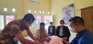 Kejari Kampar Laksanakan Tahap II Perkara Dugaan Tipikor Mantan Pj Kades Mentulik 