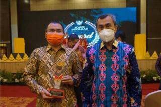 Membanggakan, Ketiga Kalinya Unilak Raih Anugerah KI Award