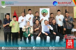 Bupati Rohul Audiensi dengan Menteri Kehutanan, Bahas Percepatan Izin Kawasan Hutan untuk Pariwisata