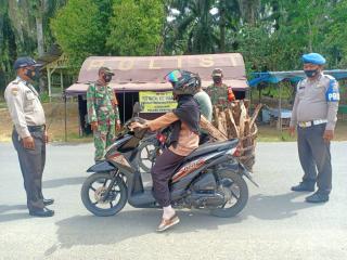 TNI/Polri Kecamatan  Kerumutan Gelar Operasi Yustisi di Wilayah Binaan