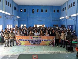 154 Orang Pengawas TPS Dilantik Panwaslu Kecamatan Kampar