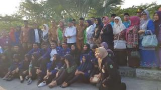 Wako-Dampingi-Komisi-VIII-DPR-RI-Tinjau-RTH.