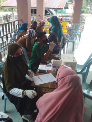 Tim Puskemas Meskom, Siapkan 200 Dosis Vaksin Untuk Masyarakat Desa Sanderak