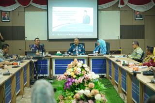 Tingkatkan Pelayanan Publik, Pj Bupati Kampar Ajak Seluruh Stakeholder