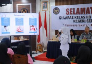 Mahasiswi Prodi DIII Kebidanan UPP Beri Penyuluhan HIV/AIDS Kepada WBP Lapas Pasir Pengaraian 