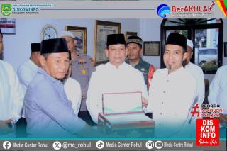  H.Syafaruddin Poti Kunjungi Kecamatan Rambah Hilir pada Safari Ramadhan 1446 H