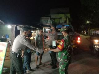 Tak Hanya Siang Patroli Penerapan Prokes Malam Hari Juga Dilakukan Babinsa