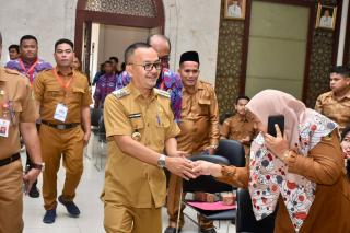 Pembukaan Musda PPDI, Pj Bupati Kampar Ingatkan Perangkat Desa Agar Netralitas Pada Pemilu 2024