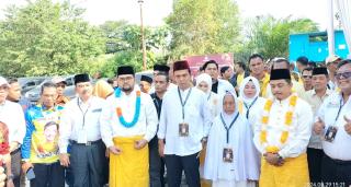 Diantar Langsung UAS, Repol-Ardo Resmi Mendaftar di KPU Kampar Untuk Paslon Bupati dan Wakil Bupati