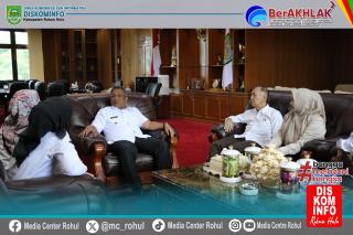 Demi Masa Depan Rohul Sehat, Bupati Anton Bahas Penanganan HIV/AIDS dengan KPA Riau