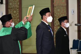 Kadis Kominfo Yuricho dan Kadis Perikanan Zulfahmi, Dilantik Bupati Kampar