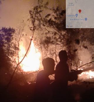 Hari ini Dinas Damkar Kampar Berhasil Padamkan Api Bakar Lahan Warga di 2 Lokasi Berbeda