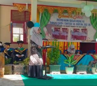 Perpisahan Siswa Kelas VI SDN 016 Bukit Ranah Kampar di Banjiri Air Mata