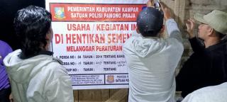 Sat Pol PP Kampar Tertibkan Warung Diduga Menyediakan Wanita Penghibur dan Minuman Jenis Tuak