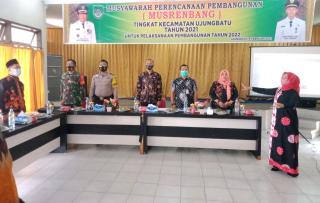 Babinsa  dan Bhabinkamtibmas Hadiri Musrenbang Kecamatan Ujung Batu