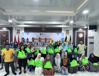 Peringati HBP ke-61, Lapas Pasir Pengaraian Beri Bantuan Sembako Kepada Keluarga WBP