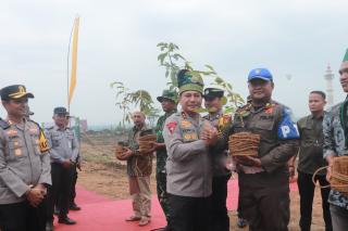 Hijaukan Rokan Hulu, Lapas Pasir Pengaraian Turut Sukseskan Gerakan Kapolda Riau