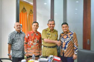 Pj Bupati Kampar berharap Kadin Kampar dapat bermitra dalam Program Pemerintah