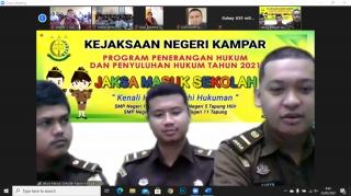 Kejari Kampar Laksanakan Kegiatan JMS di SMP, Dengan Materi Bullying dan Body Shaming