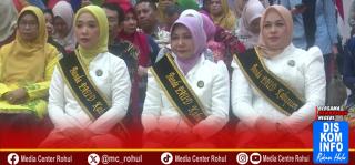 dr. Yeni Dwi Putri Anton Resmi di kukuhkan sebagai Bunda Paud dan Bunda Literasi Kab. Rokan Hulu