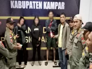 Sepasang Muda Mudi Diamankan Tim Yustisi SatPol PP Kampar Dikawasan WFC