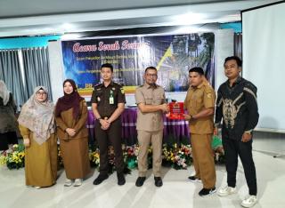 Dinas PU PR Kampar Gelar Serah Terima SPAM-BM dan SPAL-S Kepada Kades