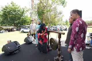 Bupati Kampar Didampingi Kadis Pariwisata Resmi Launching Program "KAMPAR HEBAT"di Candi Muara Takus