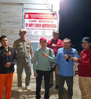 Tim Yustisi SatPol PP Kampar Tutup 5 Warung Remang - Remang di Tapung
