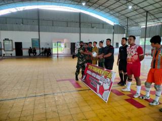 Babinsa Koramil 16/Tapung  Hadiri Pembukaan Turnamen Futsal