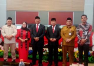Rapat Paripurna DPRD Rohul Tetapkan Paslon Bupati Dan Wakil Bupati Terpilih 2024