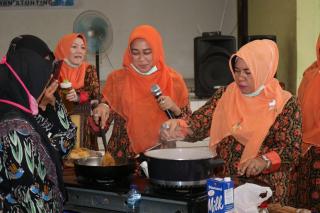 Cegah Stunting dan Jaga Imun Tubuh saat COVID-19. Forikan Siak Gencer Kampanye Makan Ikan