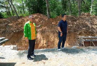 Kadis PU PR Kampar Pastikan Pengerjaan Sesuai Skedul, Ini Kata Afdal Saat Tinjau Langsung Pengerjaan
