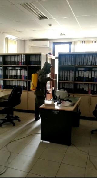 Gedung di UIN Suska Riau Disemprot Disinfektan