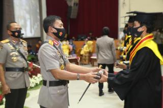 Hadiri Wisuda Taruna/Taruni Akpol,ini Nasehat Kapolri