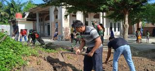 Babinsa Karya Bhakti Kodim 0313/KPR, Wujudkan Kemanunggalan TNI Dengan Rakyat