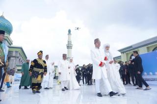 Prosesi Pernikahan Anak Anggota DPR RI Rahul dan Syakinah, Dilangsungkan Gunakan Adat Kampar